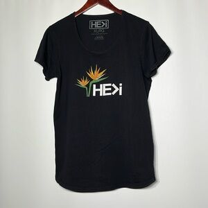 Hawaiian woman’s HEKi T-shirt